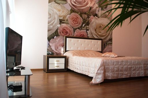 Superior 3-bedroom apartment in the ratusha apart-hotel in lviv. accommodation with a discount