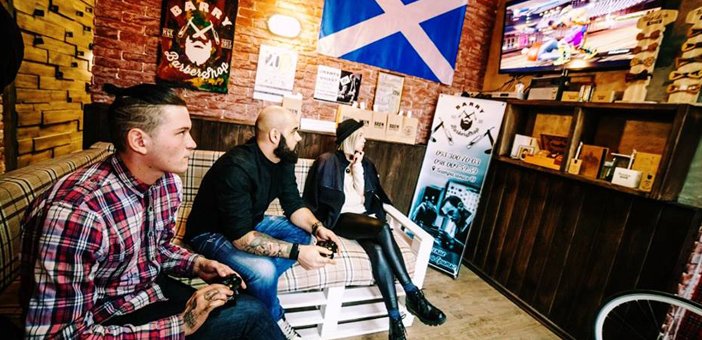 Зал «BARRY BarberShop». Запишіться зі знижкою