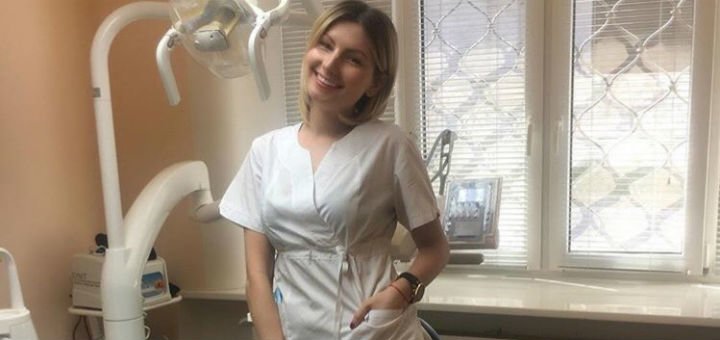 Teeth whitening at the Pearl Dental Clinic in Kharkov. Sign up for a dentist at a discount.