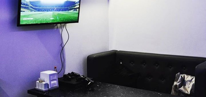 Discounts and promotions in the lounge bar &quot;white house&quot; 2