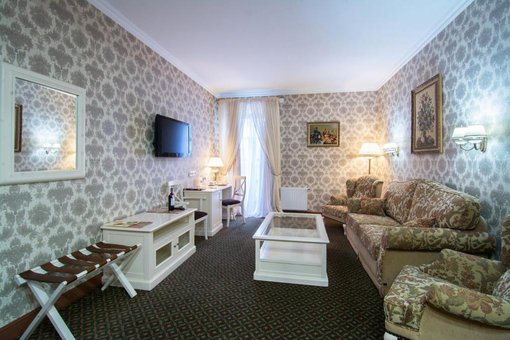 Discounts for accommodation at the Reikartz Kamyanets-Podilskyi hotel