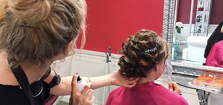 Discount on hair care services from Porcelain-Esthetics