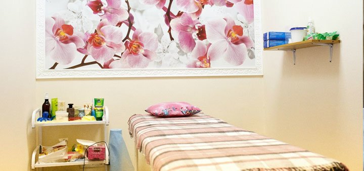 Massage room in the Jasmine salon. Massage in the Dnieper at a discount.