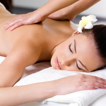 Masseur Olga Sokolova in Kharkov. Sign up for a back massage for a promotion.