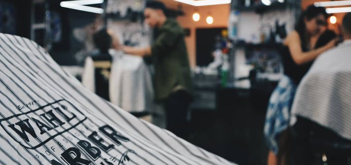 Special offer for men&#39;s haircut at the bench barbershop