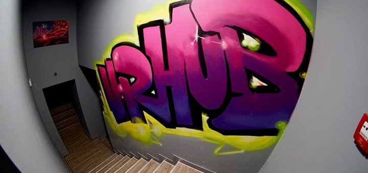 Оренда ігрової кімнати з playstation 4 і vr для компанії в ігровому клубі «vr hub»