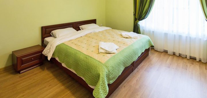 Discounts for accommodation at the premier hotel 32