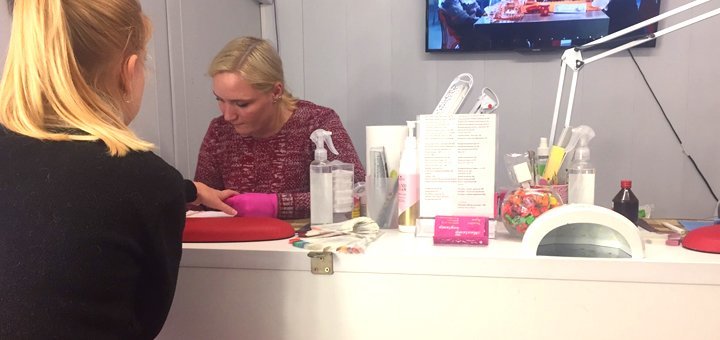 По скидке маникюр с покрытием гель-лаком от BEAUTY BAR