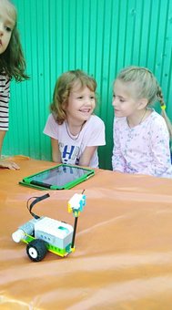 Игры в детском саду «Бусинки» в Днепре. Записывайте ребенка по акции.