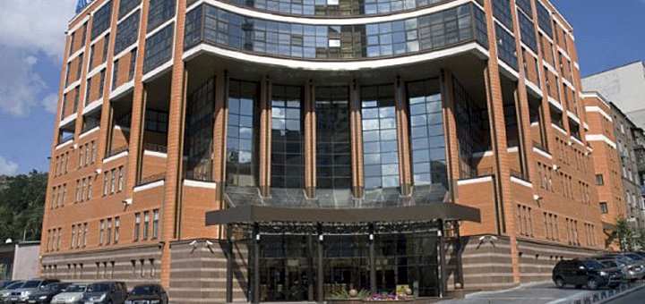 Знижки на навчання в київській школі економіки