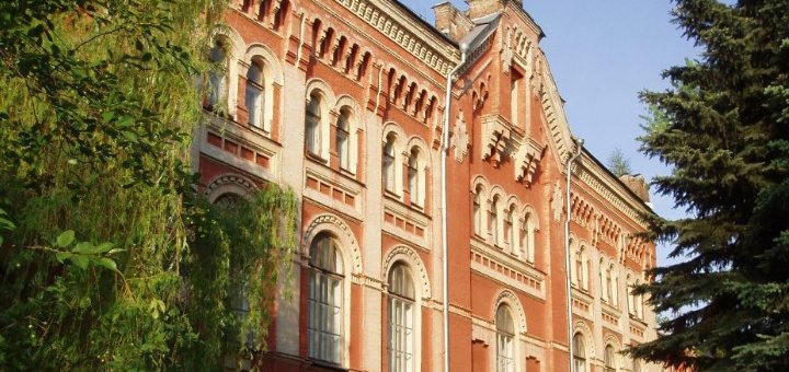 Скидки на занятия в Национальной академии изобразительного искусства и архитектуры