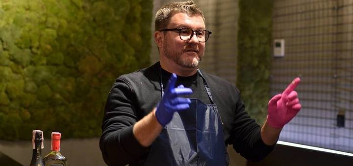 Майстер-клас від дмитра борисова в «mushlya bar» в києві. забронювати столик безкоштовно