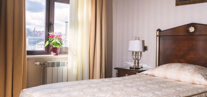 Room at the Podol Plaza Hotel. Hotel "Podol Plaza". Book a room at the Podol Plaza hotel at a discount. Hotel in the center of Kiev