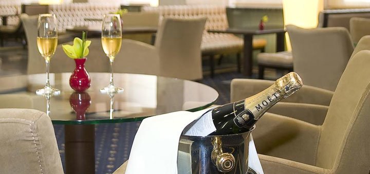Restaurant at the president hotel in kiev. book a room at the president hotel with a discount. hotels in the center of kiev.