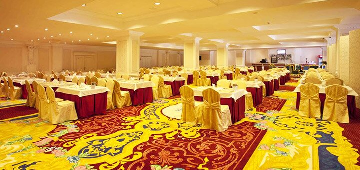 Room at the Royal Congress Hote Hotel in Kiev. Book a hotel room at a discount. Inexpensive hotel in Kiev.