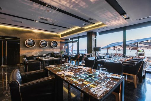 Скидка на резерв столяка R1 Restaurant в Одесса
