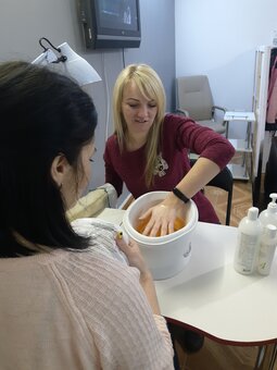 Manicure in the beauty salon «Contrast» in Odessa. Sign up for a promotion.
