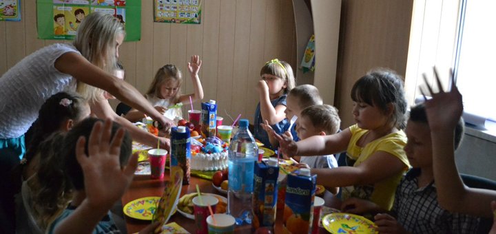 Занятия в семейном клубе «Фиеста»