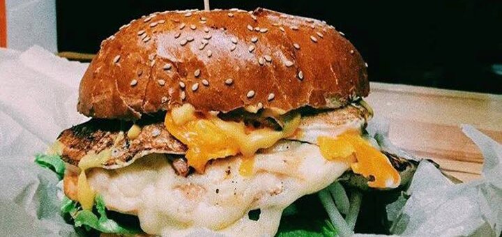 Burger place - burger bar in zaporozhye. order at a discount. 1