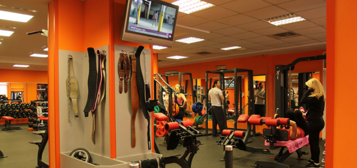 Gym in the sports club &quot;tiger&quot; in odessa. buy subscriptions at a discount.