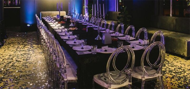 Discounts and promotions in the tolstoy lounge bar