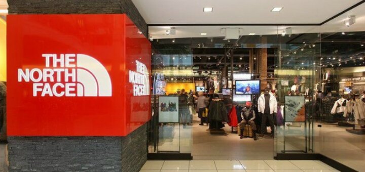 Promotions sports store "the north face"