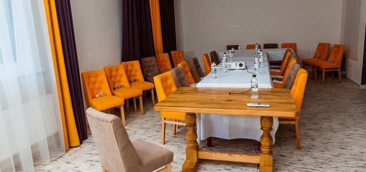 Конференц-зал в отеле «Premium Club». Отдыхайте со скидкой