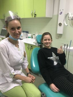 Лечение зубов детям в стоматологии «Майстерня посмішки» в Харькове. Записаться на прием по акции.