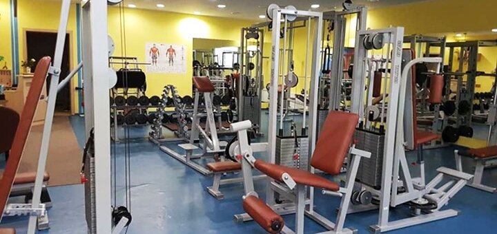Sports club &quot;classic&quot; in nikolaev. order services at a discount.