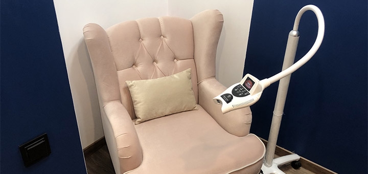 Teeth whitening in the studio of a snow-white smile Whitestudio in Zaporozhye. Stock.