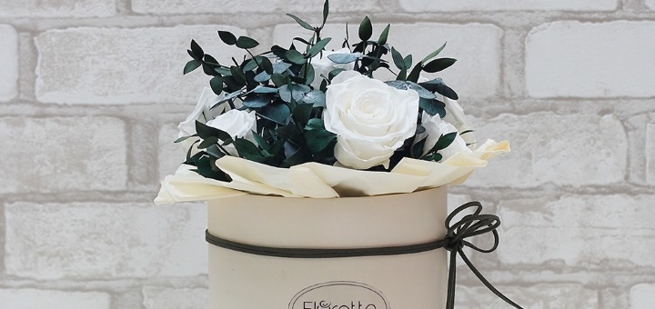 Design bouquets from the «Floretta» company. order online with a discount.