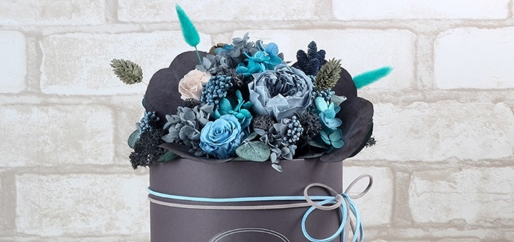 Design bouquets from the «Floretta» company. discount order.