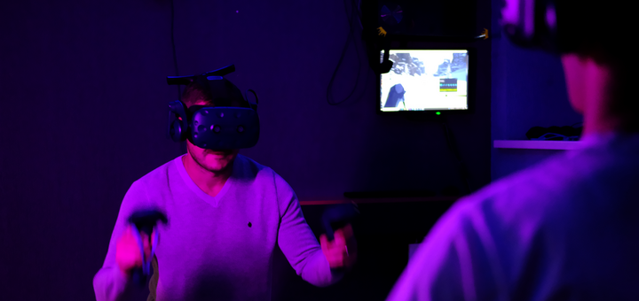 Игры виртуальной реальности в клубе VR Cube во Львове. Играйте по акции.4