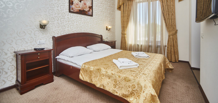 Discounts on holidays at the Royal Street Hotel 64