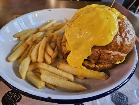 Same burger 5