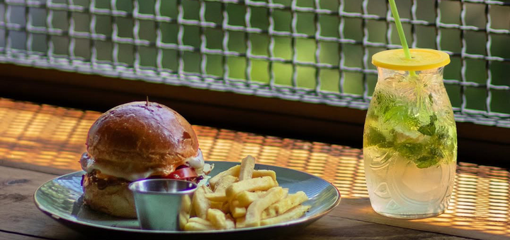 Бар Sail bar. Посещайте по акции 19