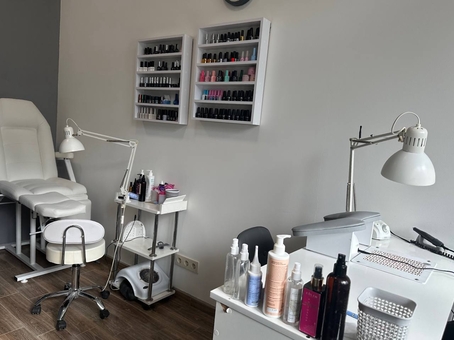 Vixi Studio Beauty Salon. Get a special offer of 32.