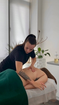 Студия массаж Disi hub в Киеве, записаться