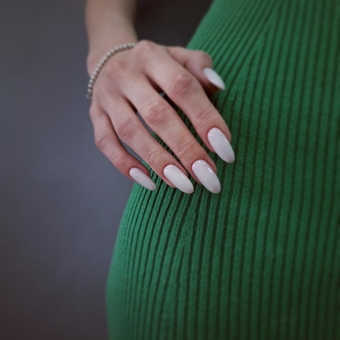 Студия маникюра Gloss up nails. Посещайте по акции 4