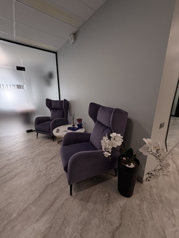 Клиника эстетической медицины Ageless Clinic. Посещайте по акции 23