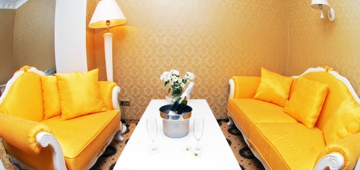 Двухместный номер в SPA-отеле «Променад» в Трускавце. Бронируйте номера со скидкой.