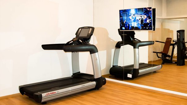 Gym at the khreshchatyk hotel. book a room at a discount