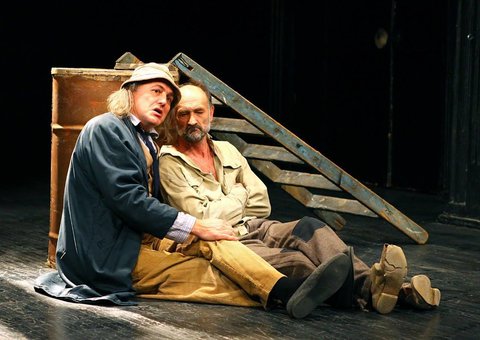 A performance at the kiev academic young theater. buy theater tickets at a discount.