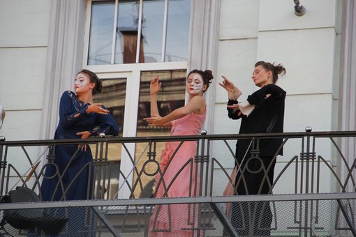 A performance at the kiev academic young theater. buy theater tickets at a discount.