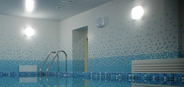 Pool in the sauna of the Siesta Hotel