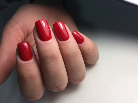 Hardware manicure in the Beauty Pro salon in Kharkov. Order by promotion