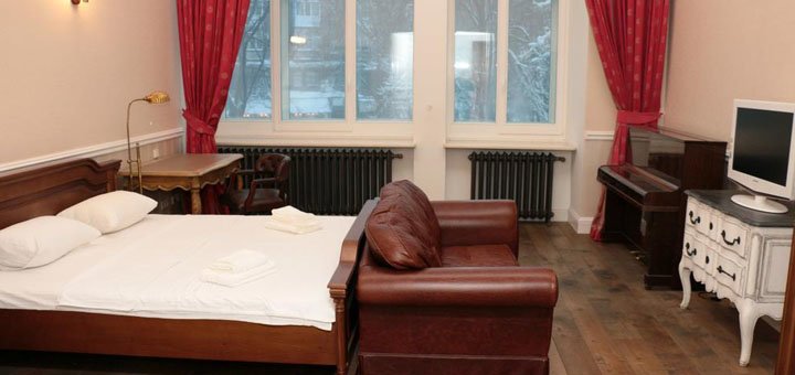 Discounts for holidays in "real home apartments in kiev center" 18