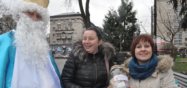 Майстер-класи від дитячого клубу «Busy Bee Club» у Києві. Записатися зі знижкою