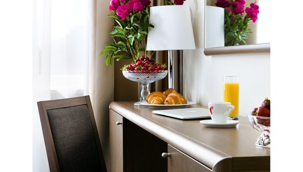 Discounts for holidays in the hotel "Alexandrovskiy" 27