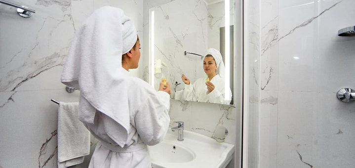 Discounts on holidays at the Royal Street Hotel 2